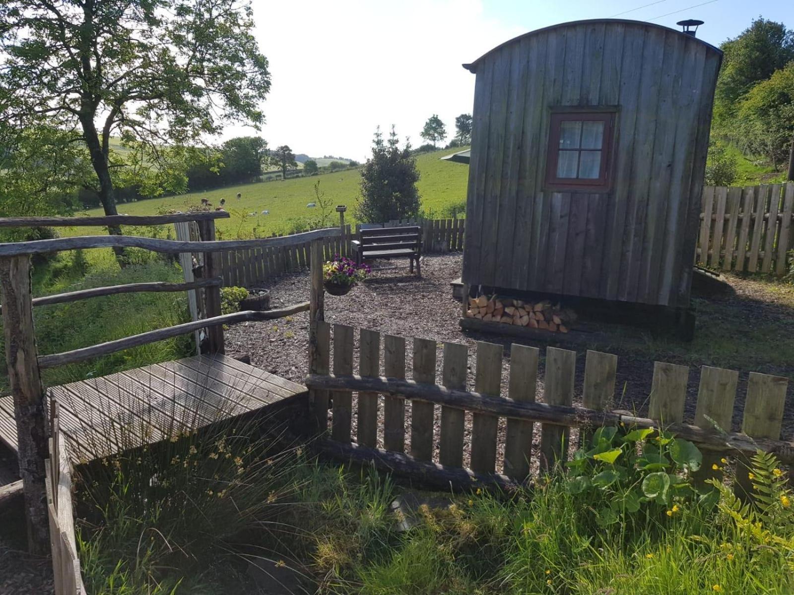 Eco Accommodation Cornflower Holiday Craven Arms Exterior foto